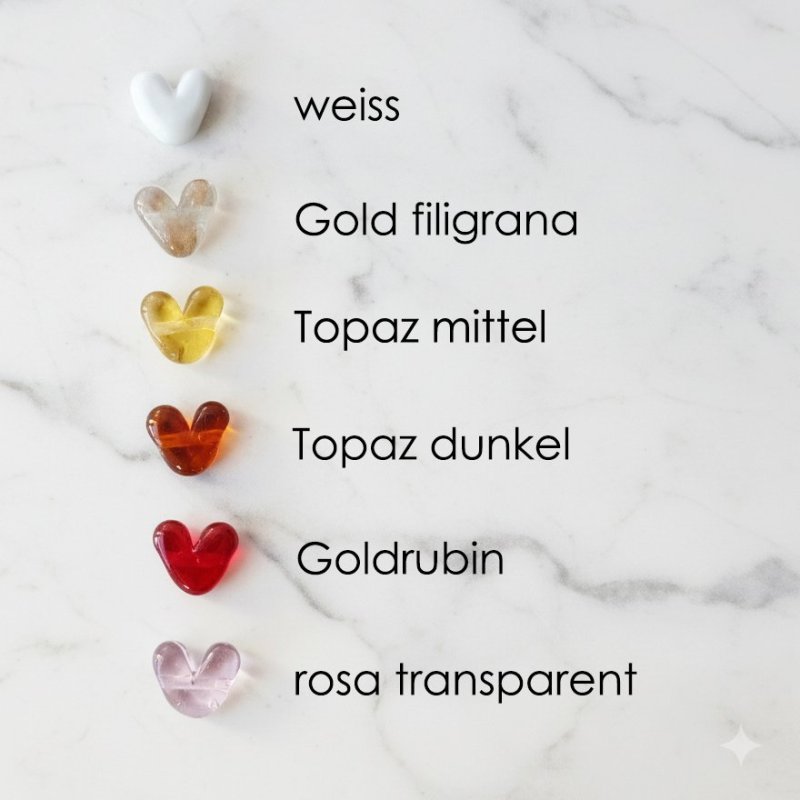 personalisierbarer Schlüsselanhänger mit drei Herzen