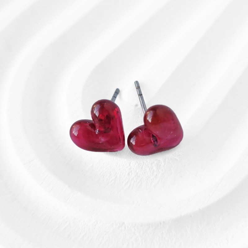 Ohrstecker GlasHERZ – Handgefertigte Herz Ohrringe aus Muranoglas