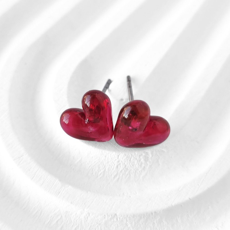 Ohrstecker GlasHERZ – Handgefertigte Herz Ohrringe aus Muranoglas